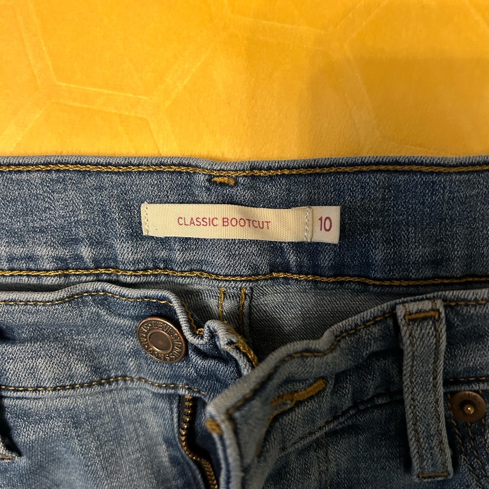 Levi’s Classic Bootcut Women's Blue Jeans
